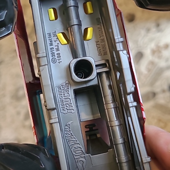 Tonka & Hotwheels - Picture 6 of 8